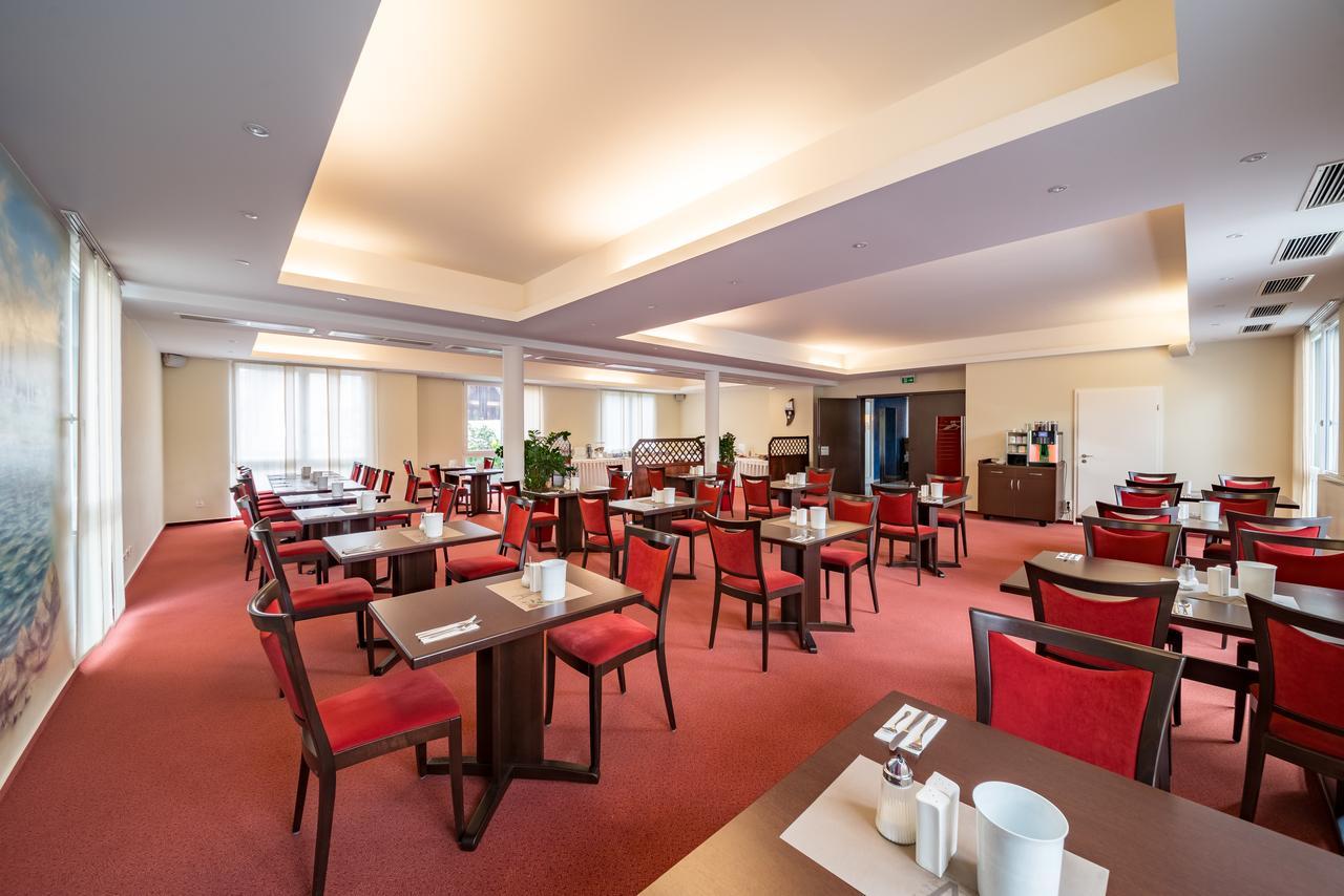 Hotel Restaurant Vater Rhein Woerth am Rhein Dış mekan fotoğraf