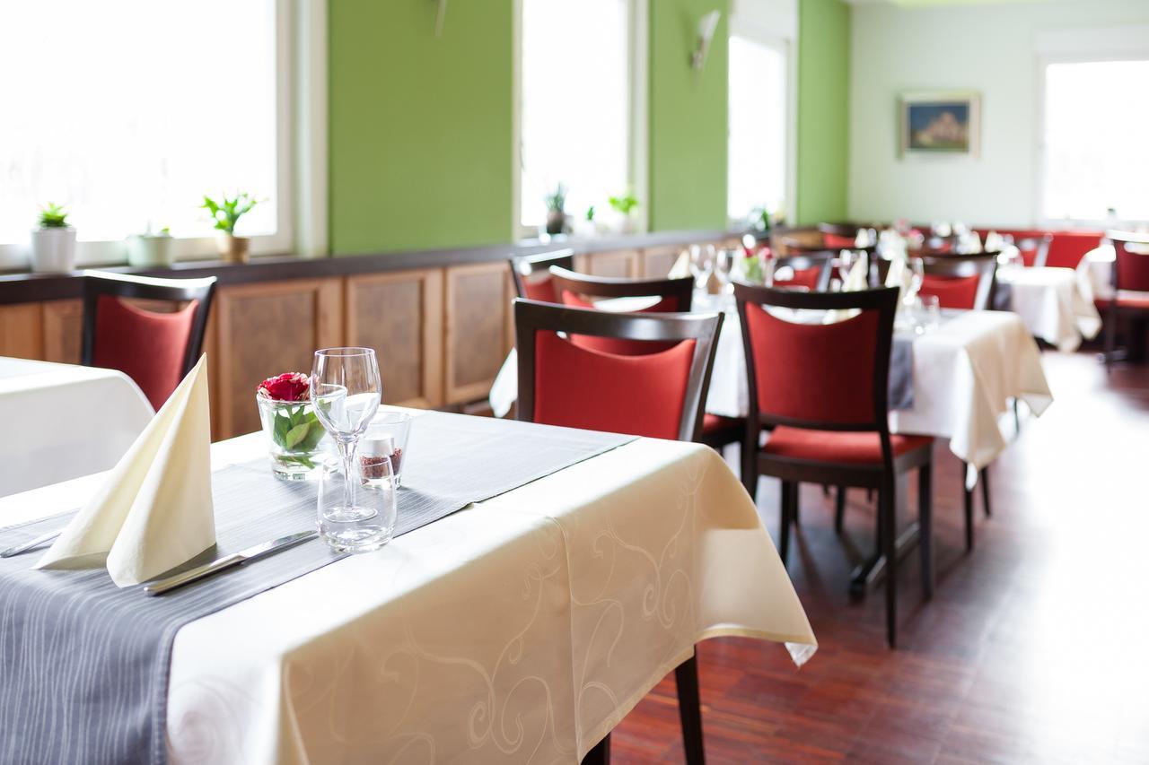 Hotel Restaurant Vater Rhein Woerth am Rhein Dış mekan fotoğraf